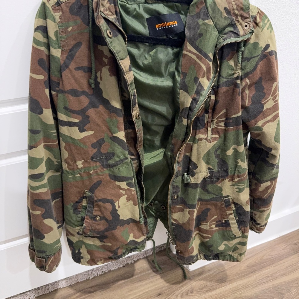 Camo Jacket - Picture 2 of 4
